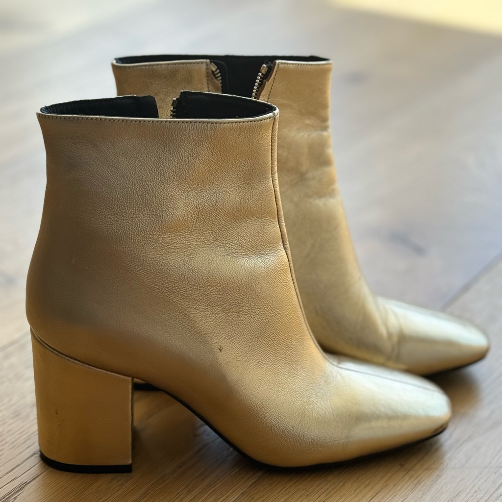 Anine Bing Jane Ankle Boots Gold And Metallic. Block Heel. Zipper Sides